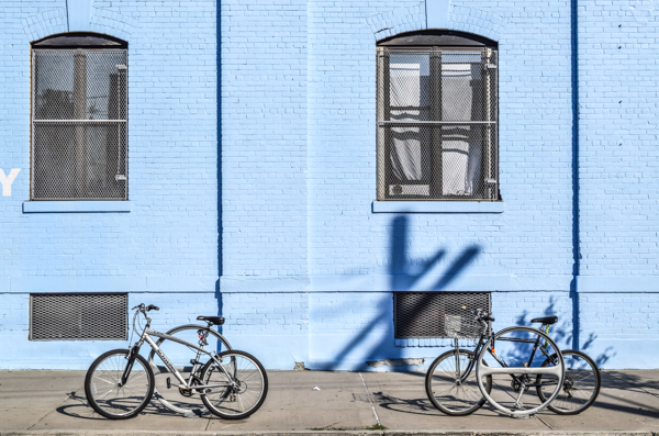 Tour in Calgary on rented bikes